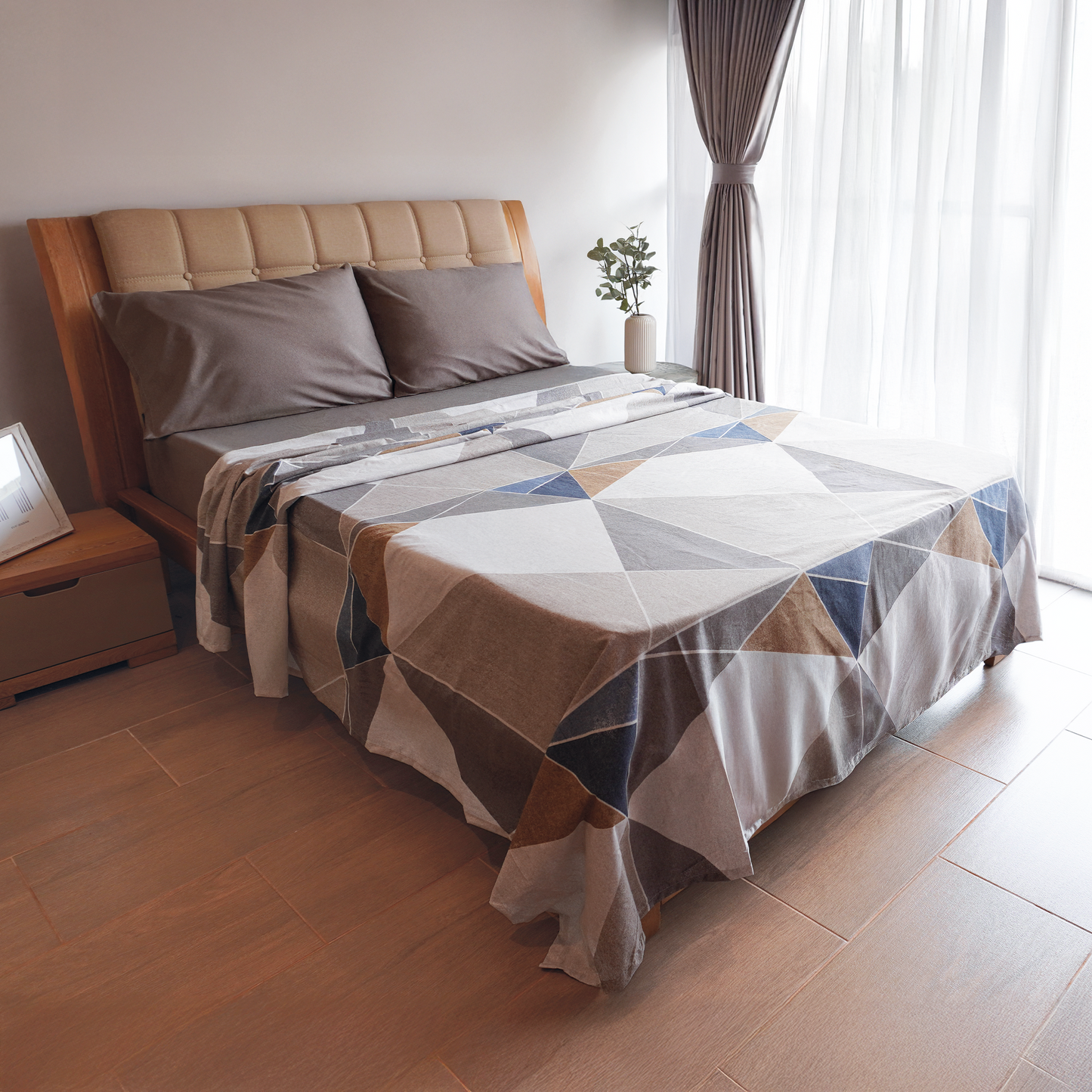 Gray helmet for bikers